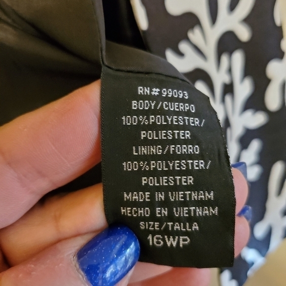 𝅺LE Bos Petite Black and White Lined Jacket - Picture 2 of 8